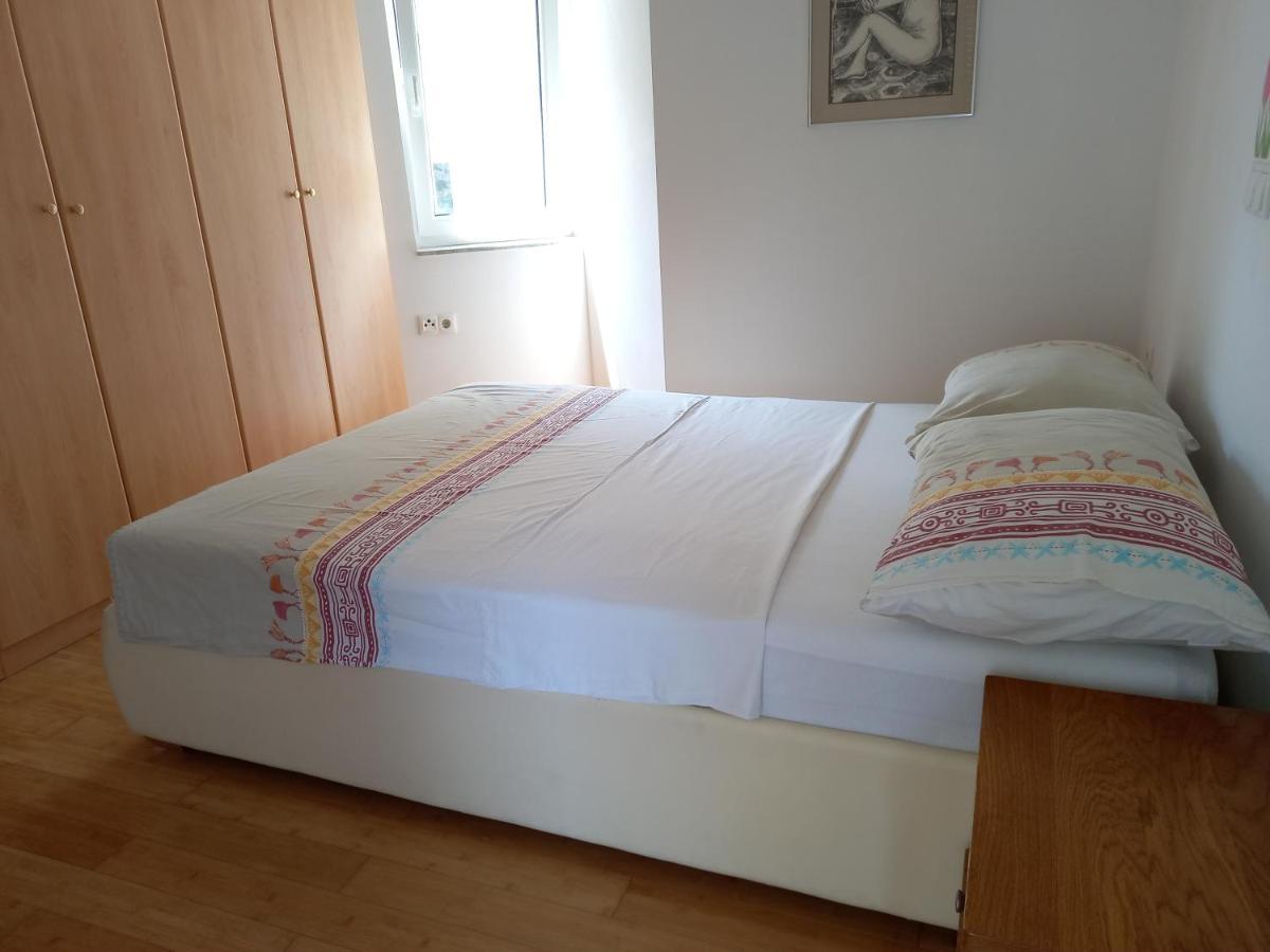 Apartments President Novalja Luaran gambar