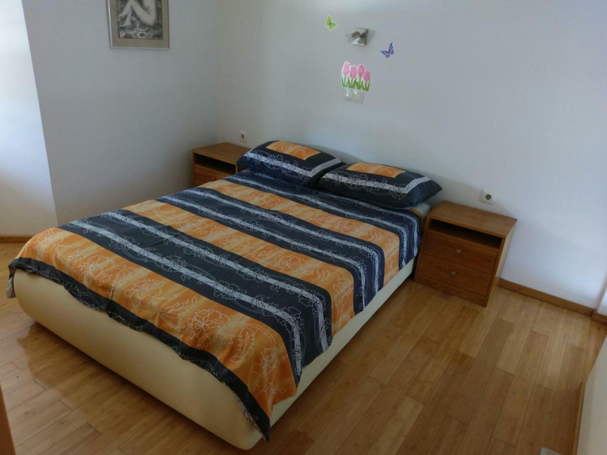 Apartments President Novalja Luaran gambar